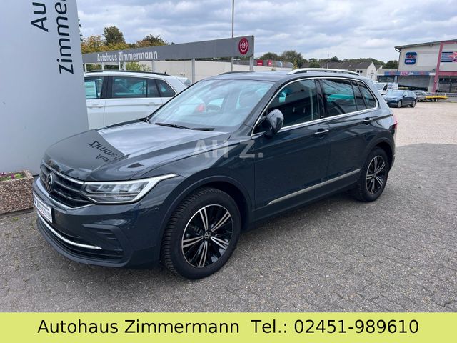 Volkswagen Tiguan Move PANO+AHK+KAM+NAVI+18"*Digital Cockpi