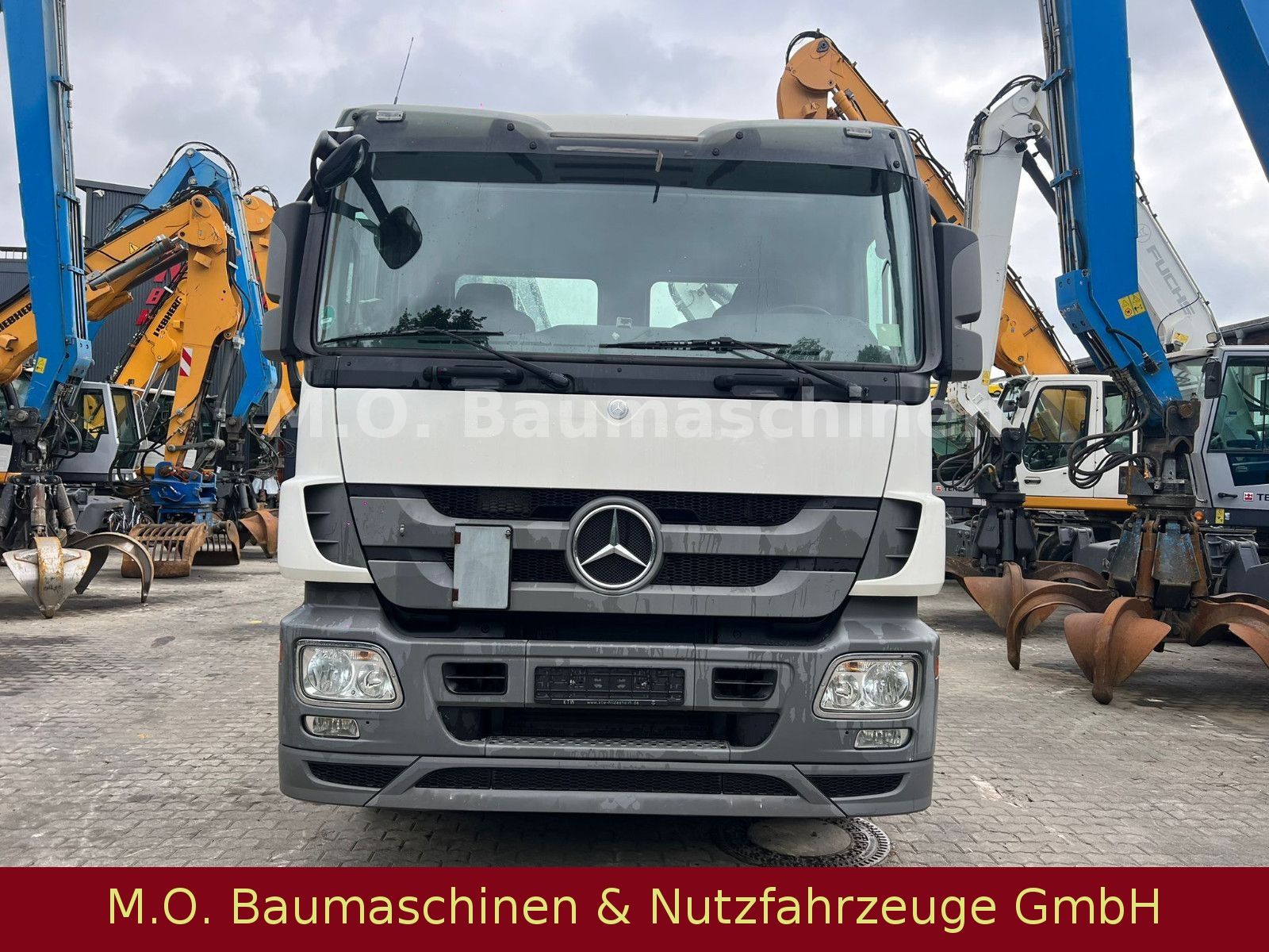 Fahrzeugabbildung Mercedes-Benz Actros 2541/Klima/3 Achser/6x2/TÜV NEU