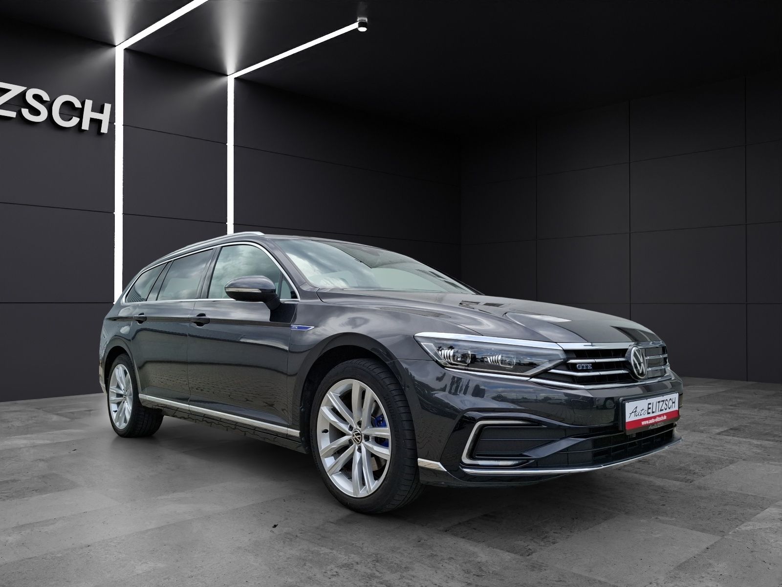 Fahrzeugabbildung Volkswagen Passat Variant GTE Standhzg Matrix AHK Leder ACC