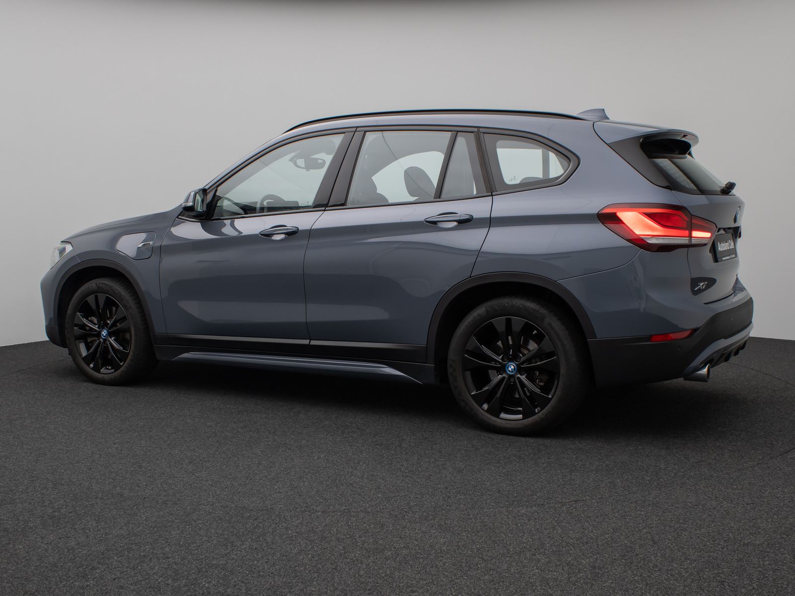 Fahrzeugabbildung BMW X1 xD25e Sport Line Kamera HUD DAB Komfort Navi+