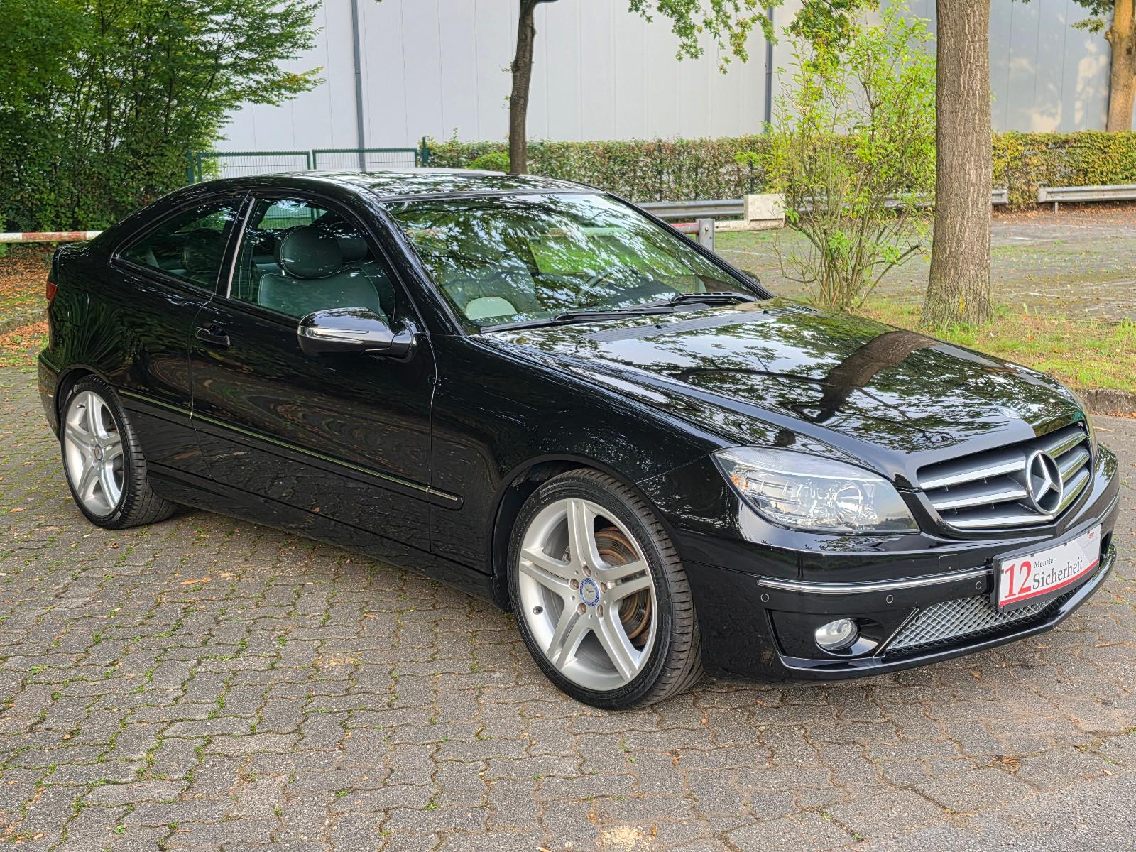 Mercedes-Benz 180 CLK 2.HD*Leder*Pano*PDC*Klimaauto.