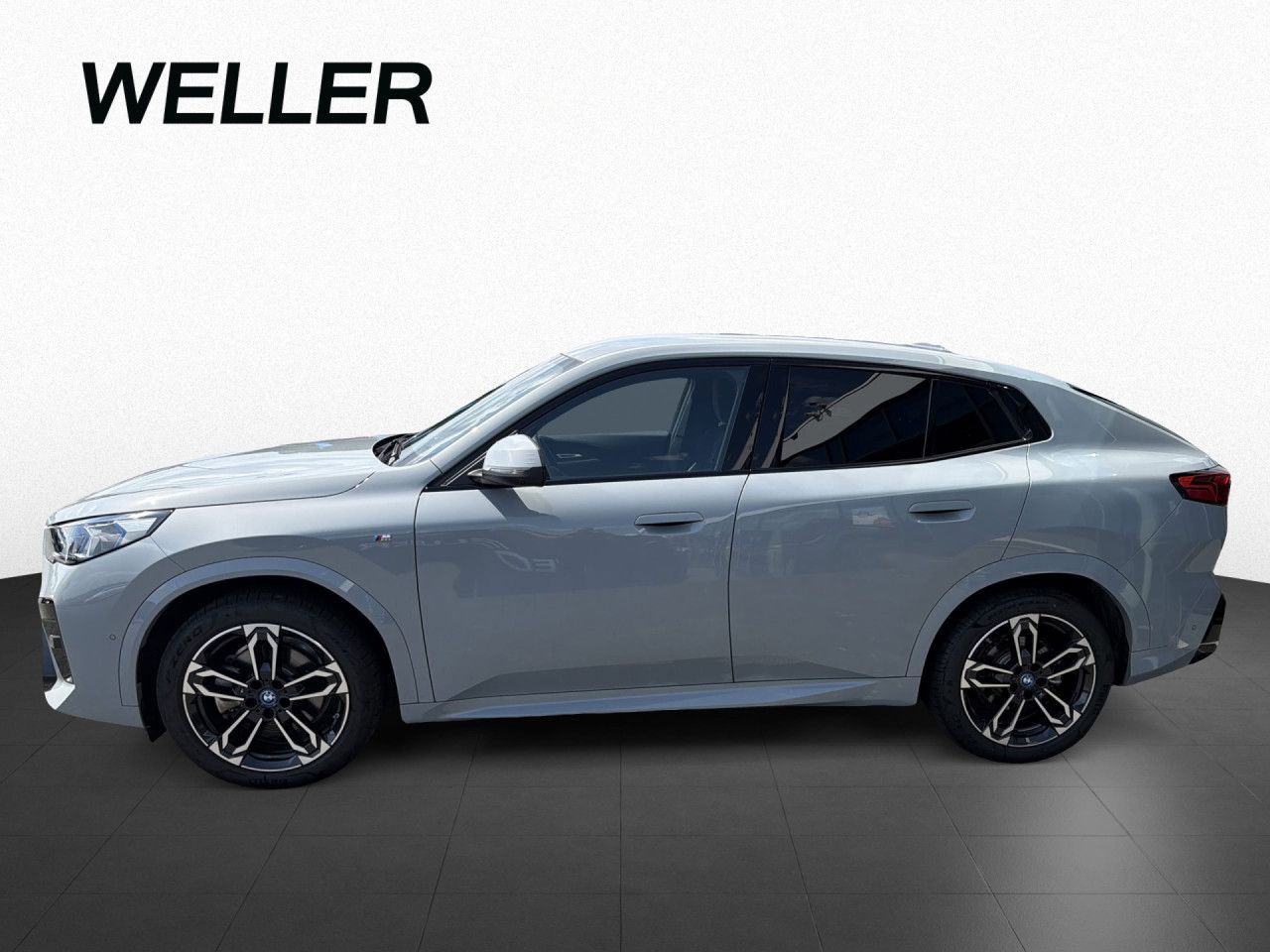BMW iX2 - Bild 11