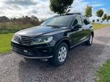 Volkswagen Touareg V6 3.0 TDI Terrain 4Motion *10200€ netto - Volkswagen Touareg: V10
