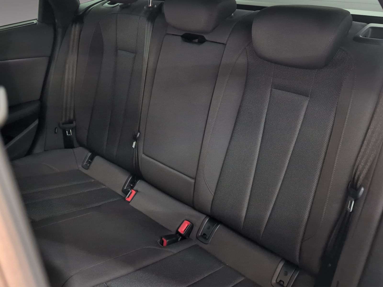 Audi A4 - Bild 13