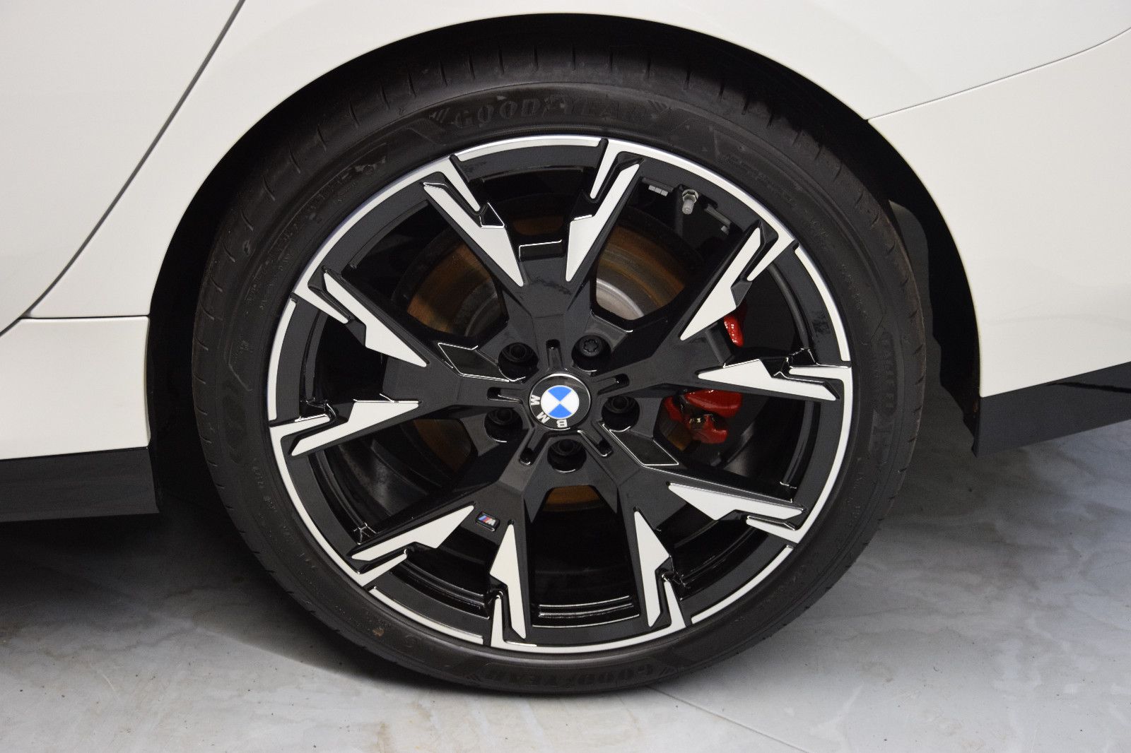 Fahrzeugabbildung BMW 220d 2 Gran Coupé M-Sport-Pro Pano HuD Massage