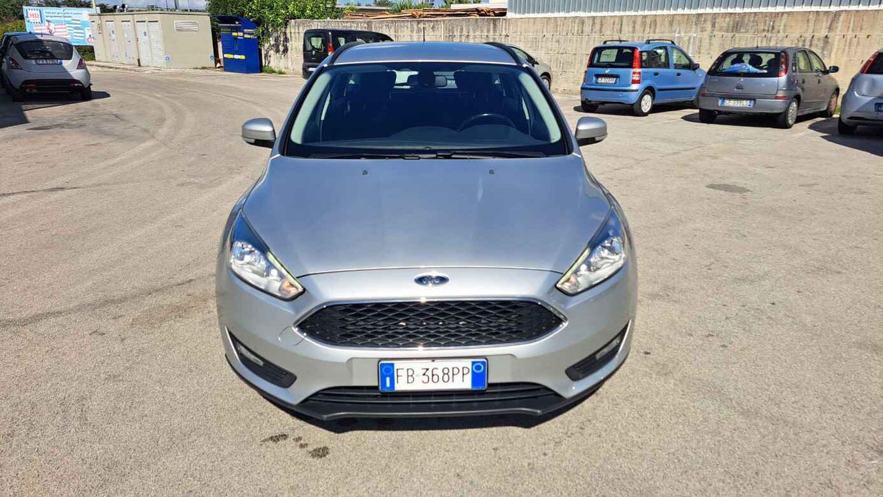 Ford Focus - 1
