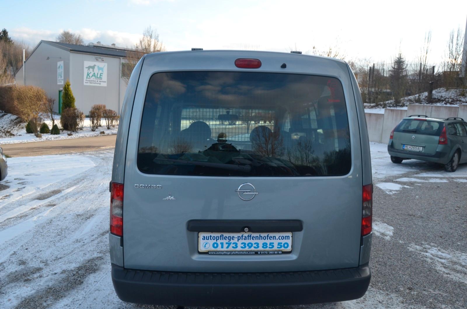 Opel Combo 2010 — photo 6