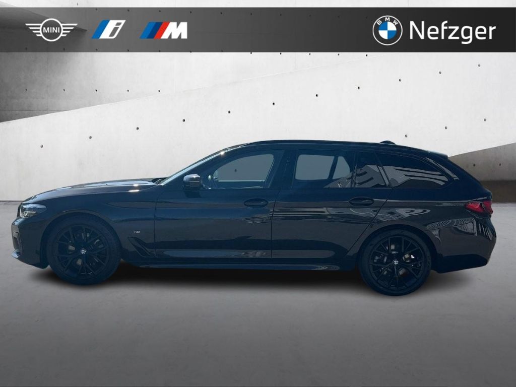 BMW 520 i Touring M Sport LED HUD RFK HiFi Ambiente foto 2