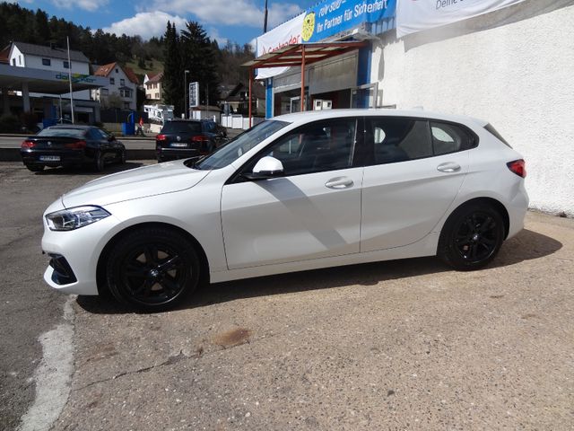 Fahrzeugabbildung BMW 118i Sportline/39.000km/LED/SitzH/Navi/Automatik