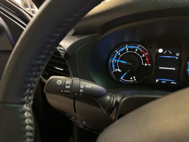 Toyota Hilux DC 4×4 MHEV Invincible *AHK*WANNE*SOFORT*