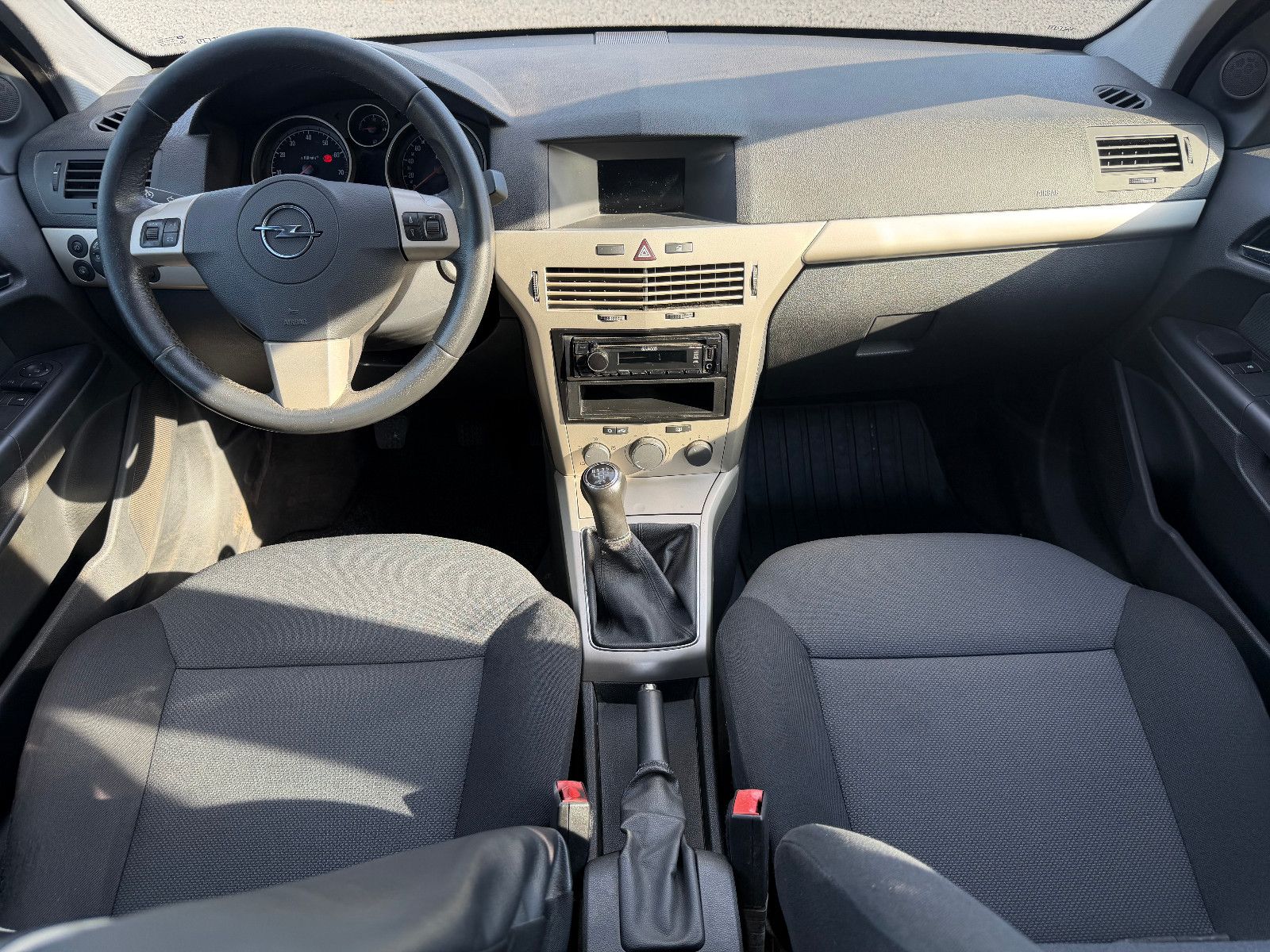 OPEL Astra H 1.6 Lim. Edition KLIMA/AHK/TÜV – Foto 13