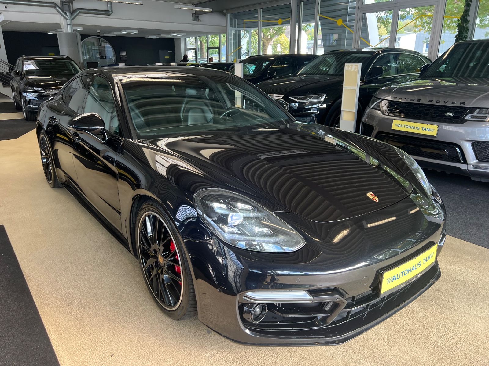 Fahrzeugabbildung Porsche Panamera GTS