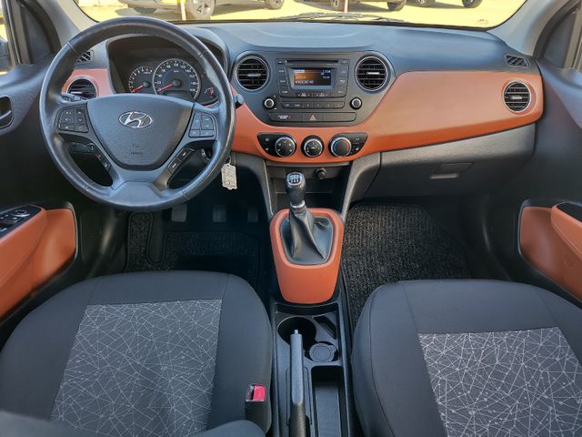 Hyundai i10 Klima Sitzheizung Lenkradheizung