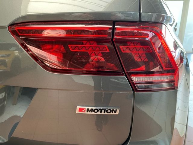 Fahrzeugabbildung Volkswagen Tiguan 2.0 TSI 140kW 4Motion Highline LED AHK NA