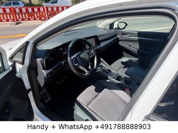 Volkswagen Golf - 8
