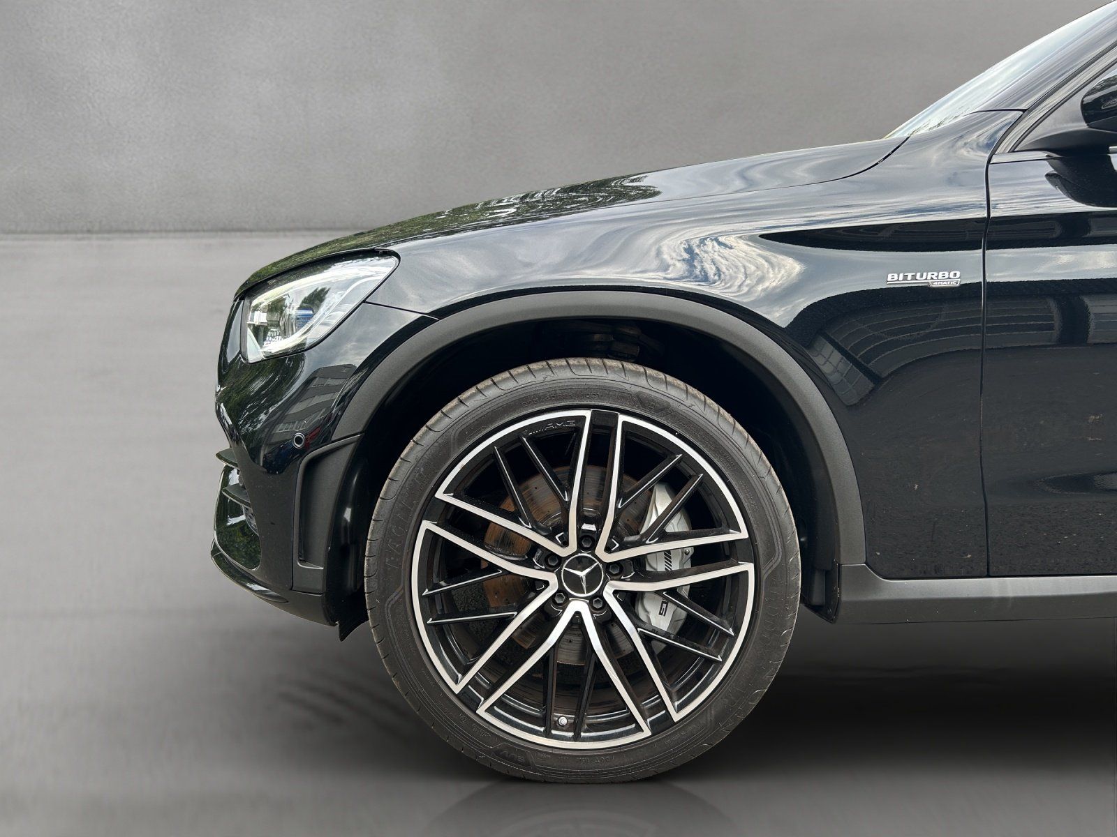 Fahrzeugabbildung Mercedes-Benz GLC 43 AMG Pano DISTRO Memo MLED digiTacho Burme