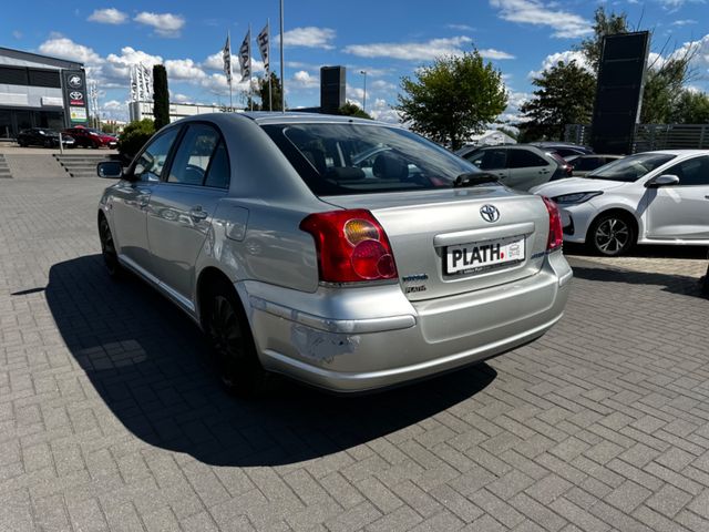Toyota Avensis  1.8 Sol Liftback