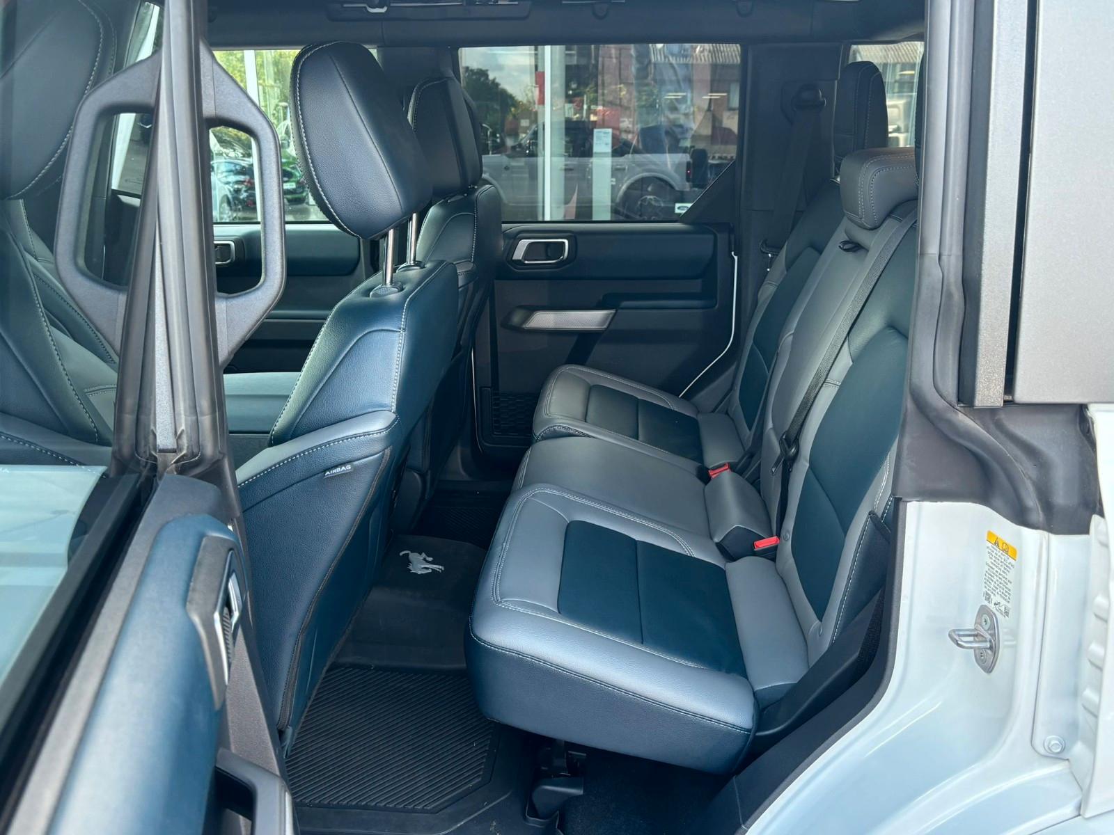 Ford Bronco 2.7 l EcoBoost Outer Banks 4x4 Automatik