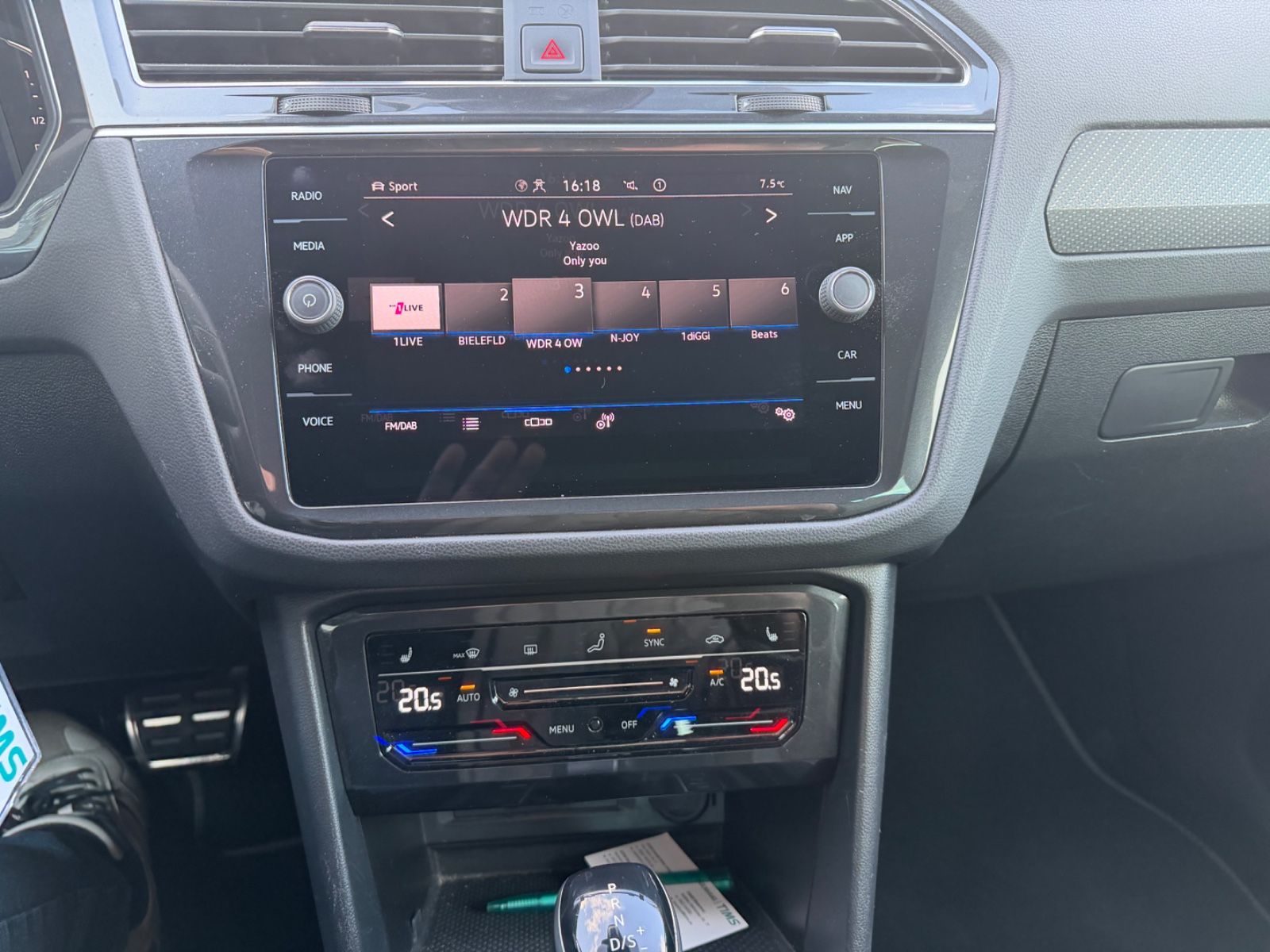 Fahrzeugabbildung Volkswagen Tiguan R-Line 4Motion