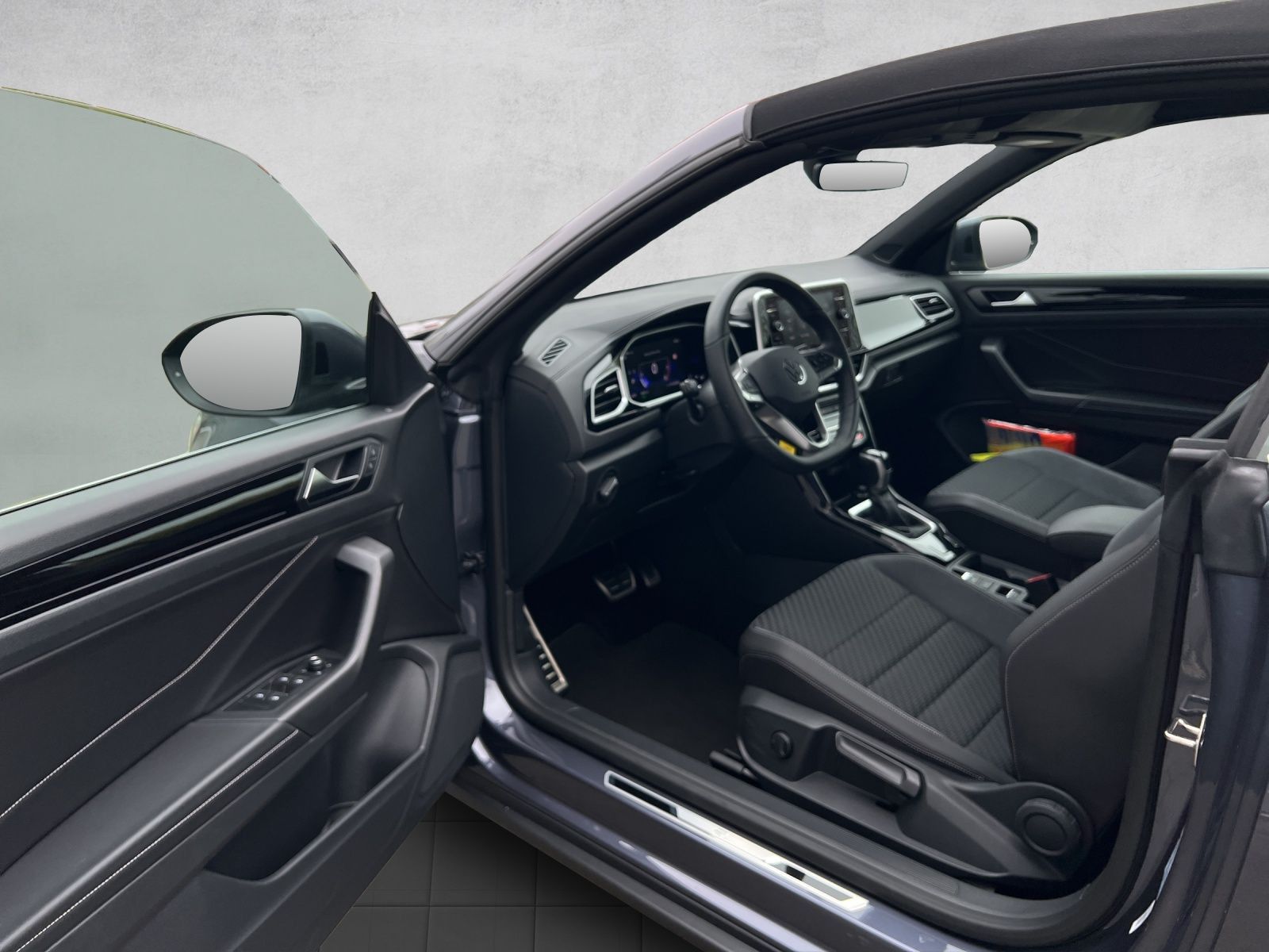T-Roc Cabriolet R-Line 1.5 TSI DSG AHK*Navi*LED