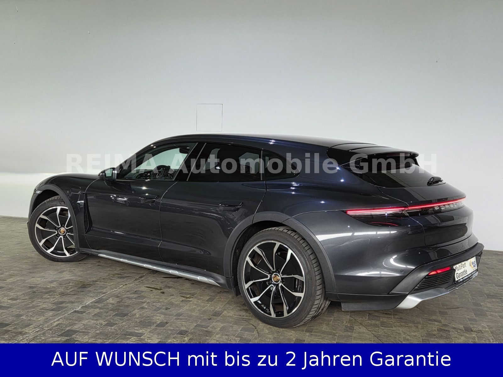 Fahrzeugabbildung Porsche Taycan Cross Turismo 4, Pano, 93KWH, SOH 93,7%