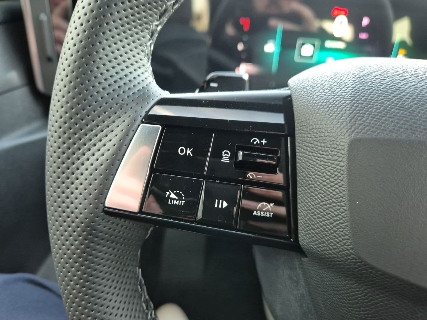 Fahrzeugabbildung Opel Astra 1.5 D EU6e L Sports Tourer GS HUD Navi 360