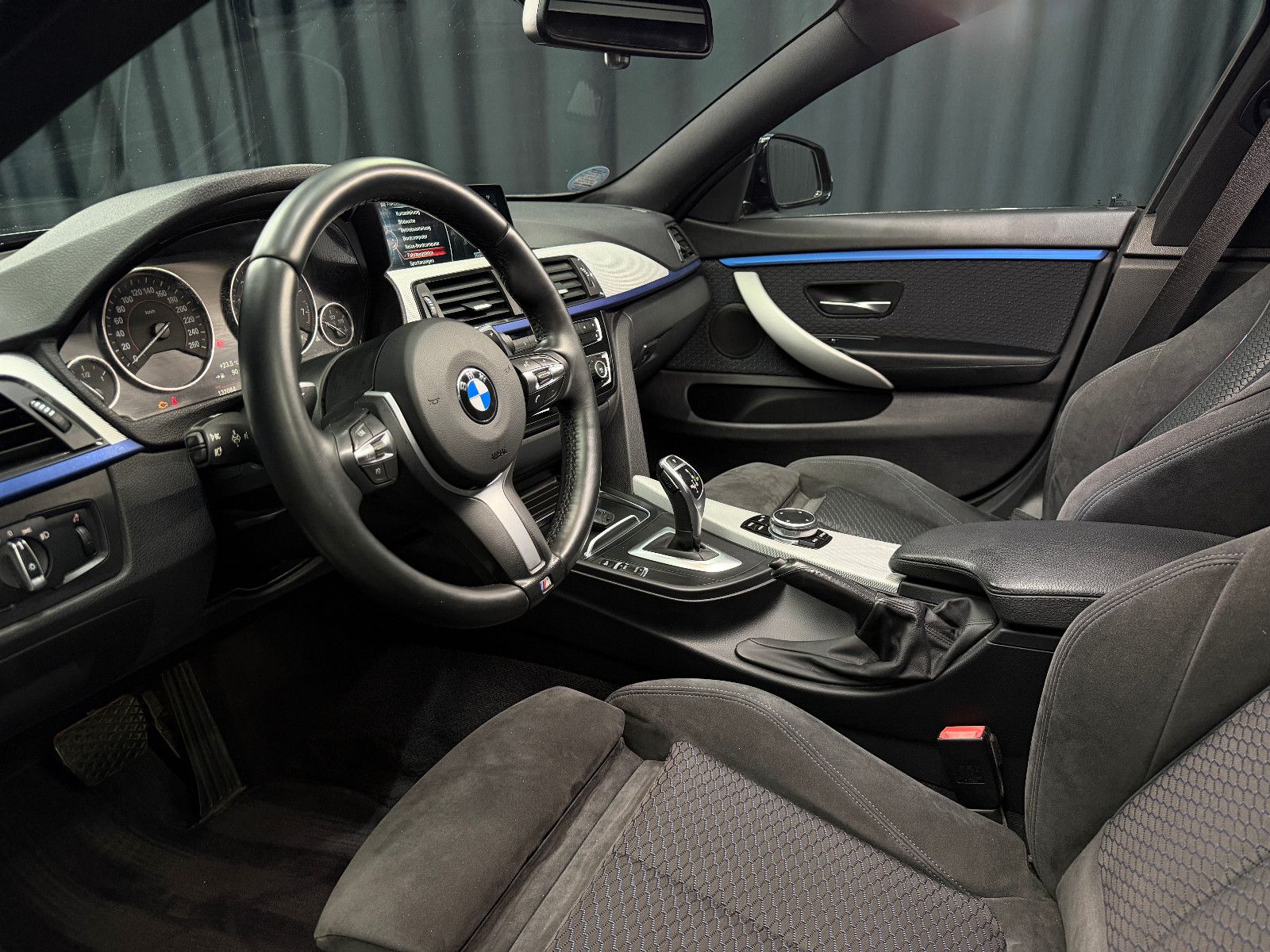 Fahrzeugabbildung BMW 440i Gran Coupe xDrive M Sport |HuD|NAVI|DE-FZG