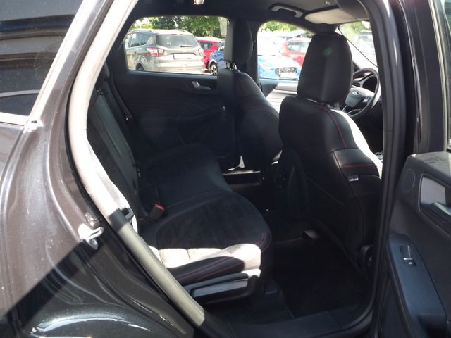 Kuga Plug-In Hybrid ST-Line X*B&O*ACC*KAMERA*