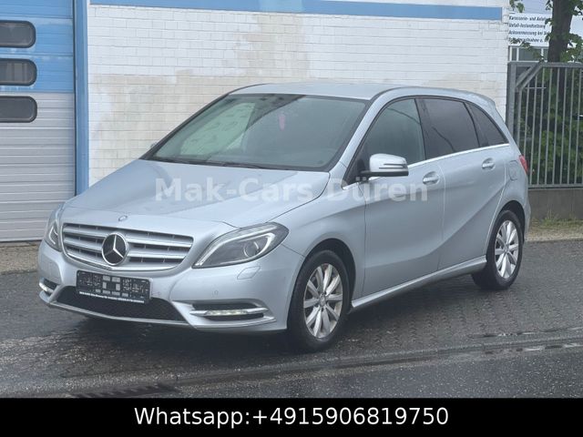 Mercedes-Benz B 180 CDI / NAVI / SHZG / LEDER / KLIMAAUT. /PDC