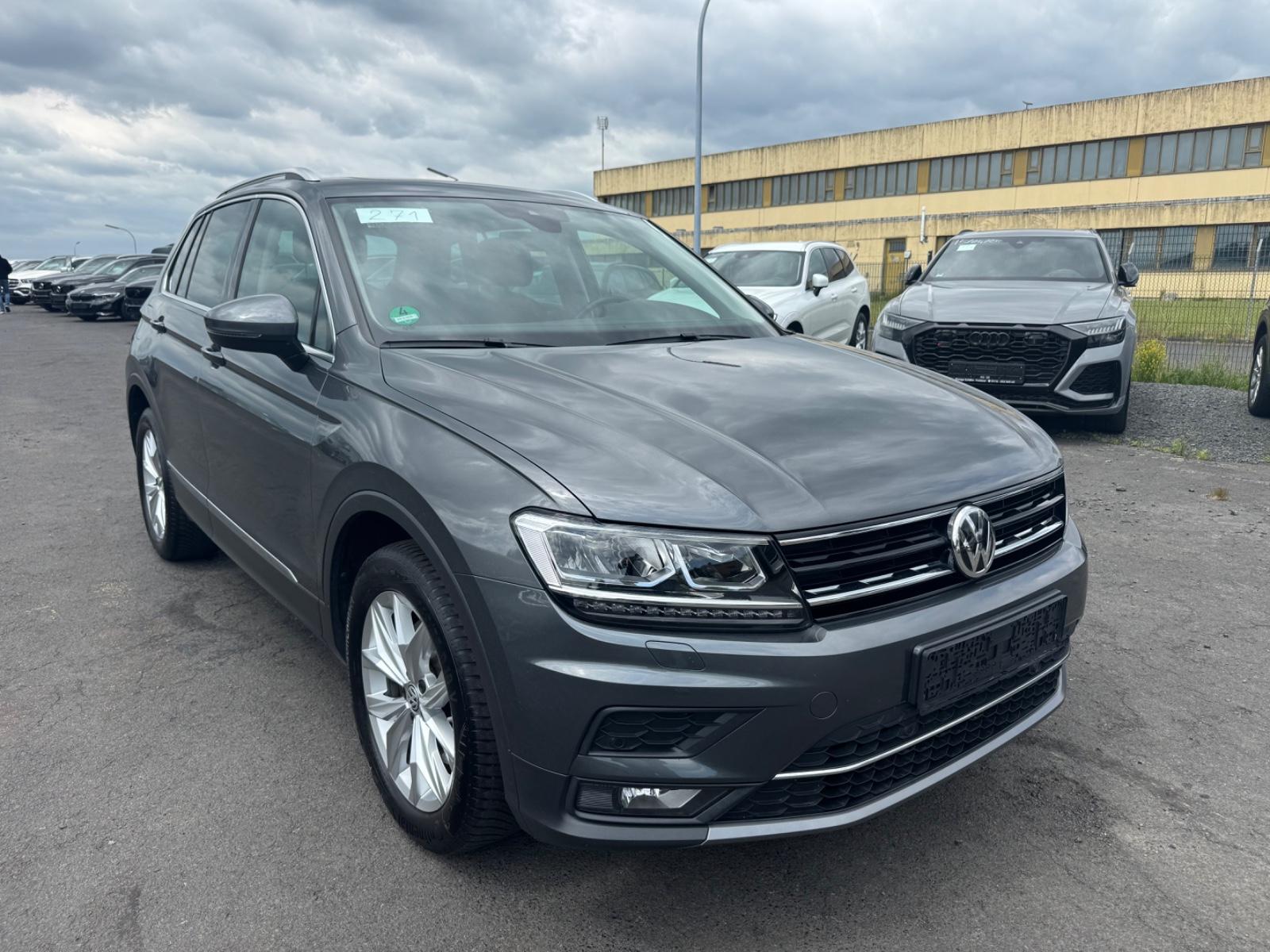 Volkswagen Tiguan Highline 4Motion Digital LED Pano AHK