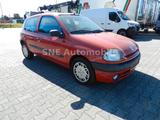 Renault Clio - gebrauchte Renault Clio aus dem Jahr 2000