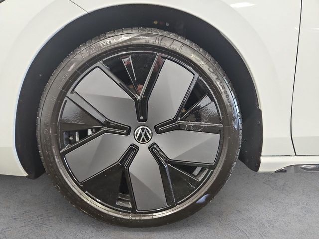 Passat R-Line 2,0 TDI 4M DSG SIGNATURE+LEDER+AHK