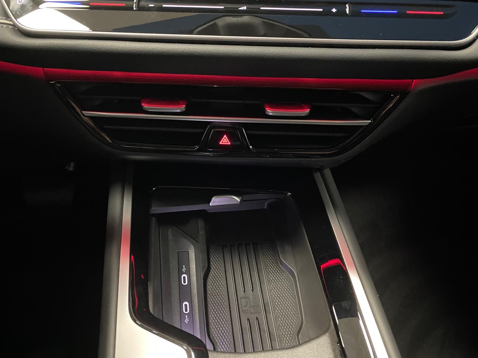 Fahrzeugabbildung Volkswagen PASSAT 2.0 TDI 110 kW Elegance+MATRIX+AHK+360RFK
