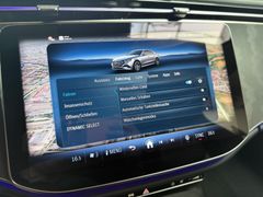 MERCEDES-BENZ E 220d/AMG-LINE/DISTR+/360GRAD/MBUX/J.STERNE