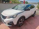 Peugeot 3008 BlueHDi 120 S&S Allure - Peugeot 3008: Kombi