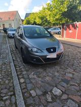 Seat Sehr Gepflegter Familienwagen - : Familienwagen