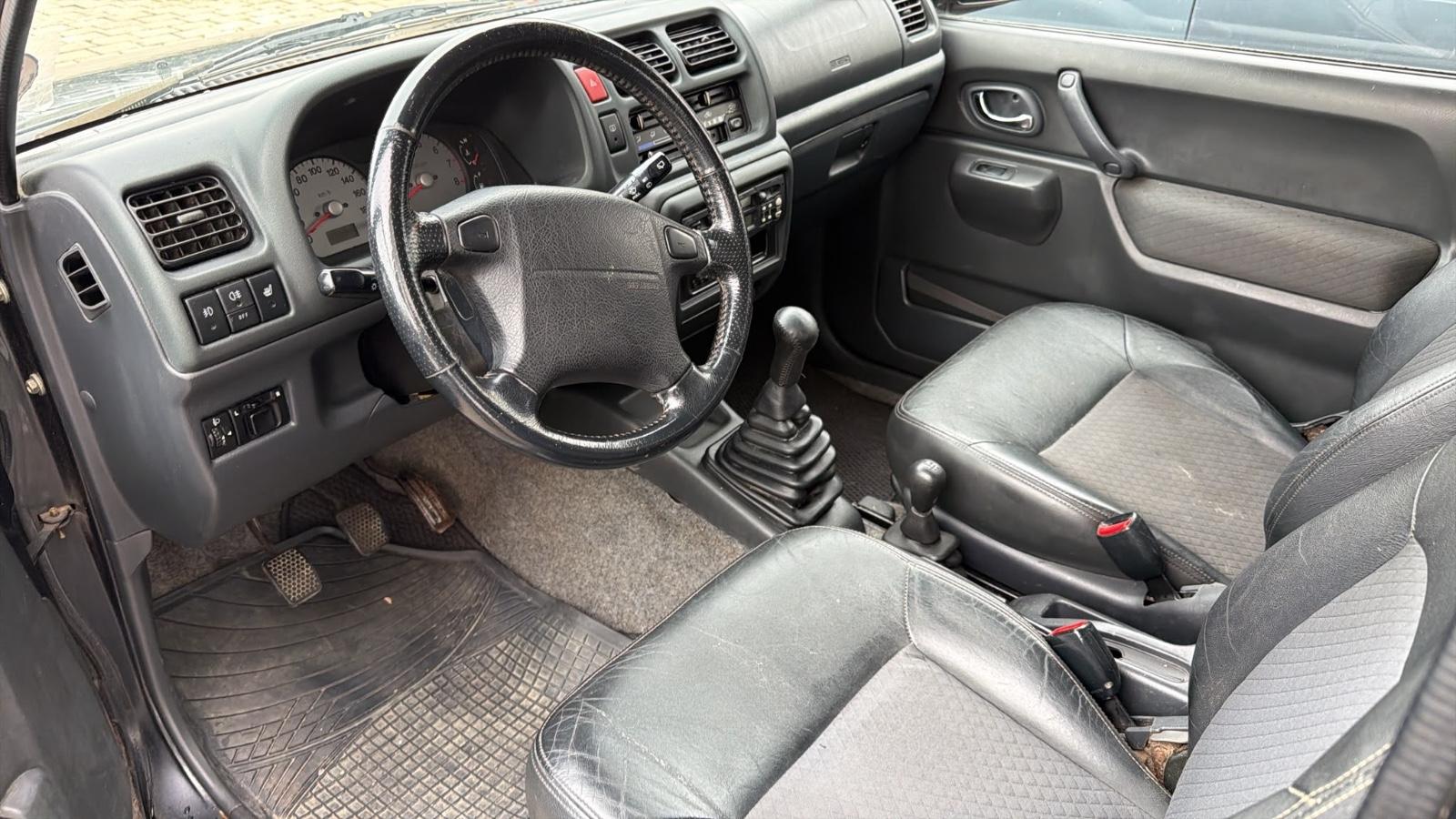 Suzuki Jimny 2004 — photo 5