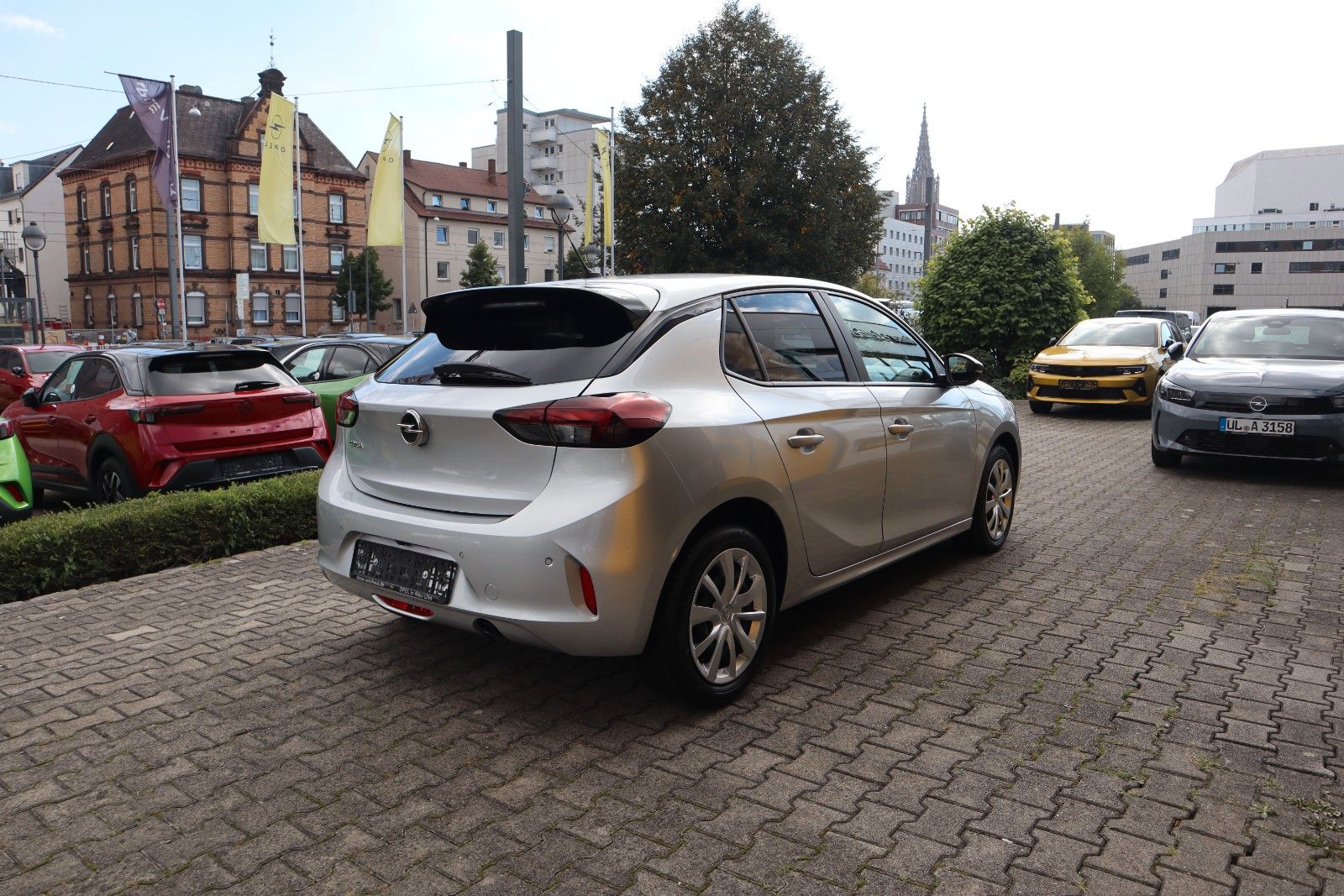 Opel Corsa 1.2T AT8 Edition, Navi, 180° Kamera imagem 2