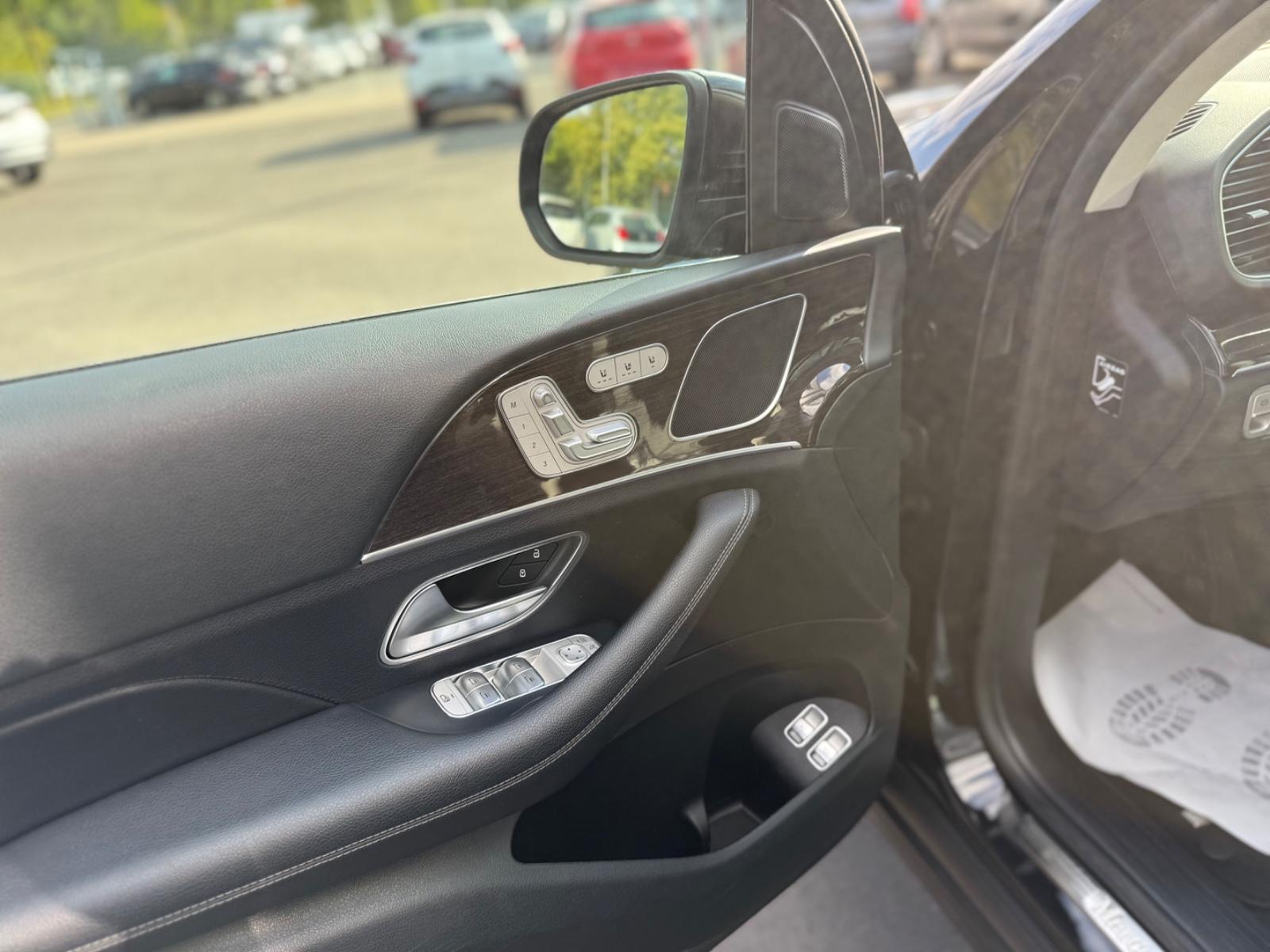 Mercedes-Benz GLE 350 d 4Matic*ACC*PANO*LED*NAVI*CAM*PDC*AHK*