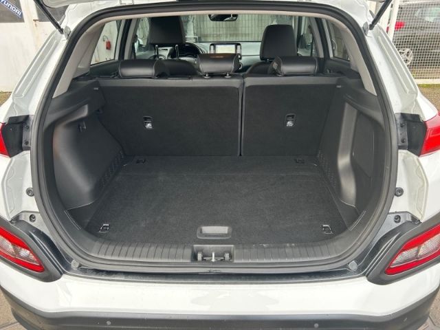 Fahrzeugabbildung Hyundai KONA Premium Elektro 2WD Navi Soundsystem LED AC