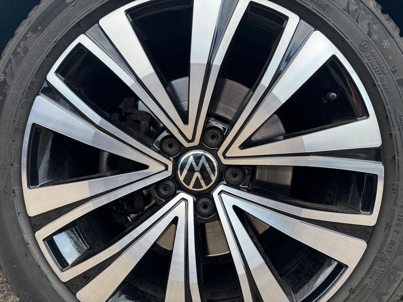Fahrzeugabbildung Volkswagen Arteon Shooting Brake Elegance 2.0 TDI