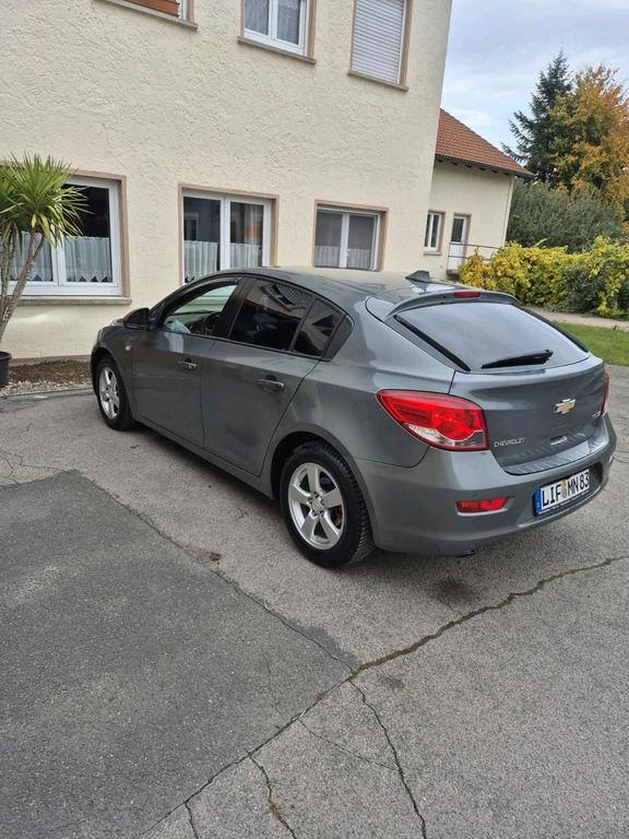 Chevrolet Cruze