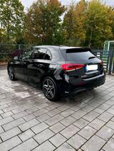 Mercedes-Benz  A 250 e | Automatik | Hybrid | Top - mit Hybrid-Antrieb: Kleinwagen, mit Klimaautomatik