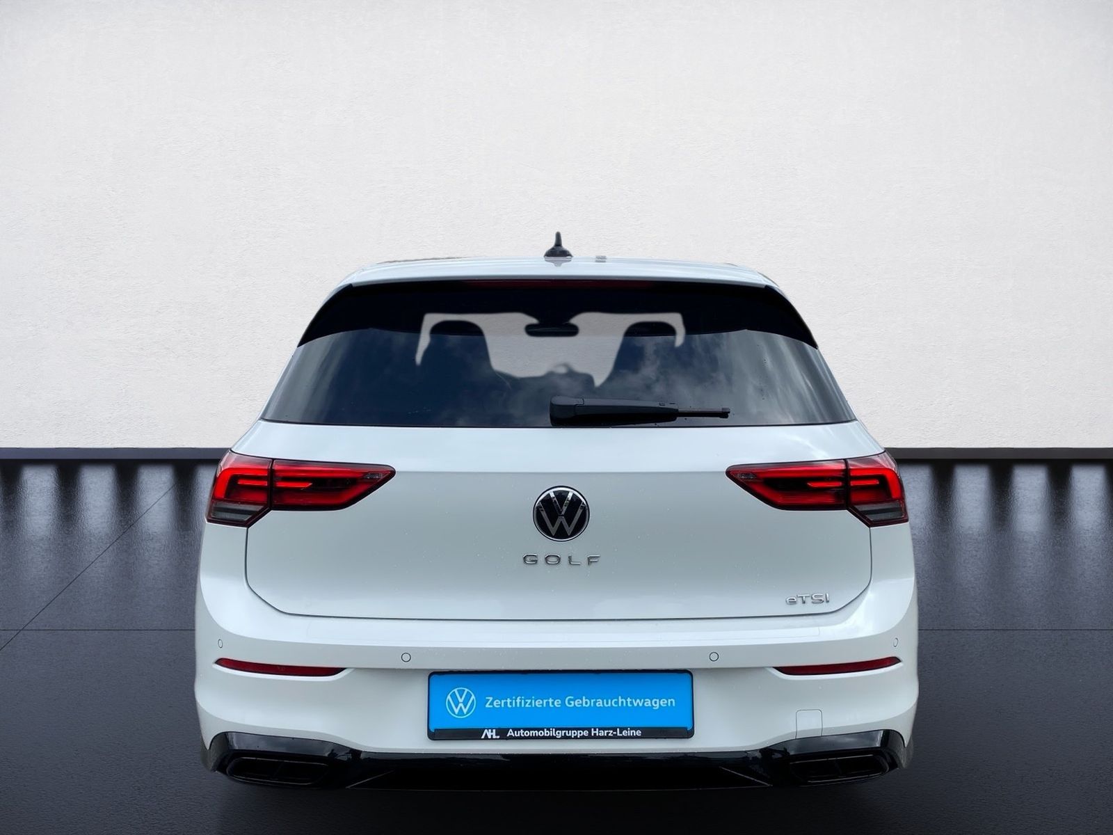 Volkswagen Golf 1.5 eTSI R-Line DSG BlackStyle LED Navi ACC foto 5