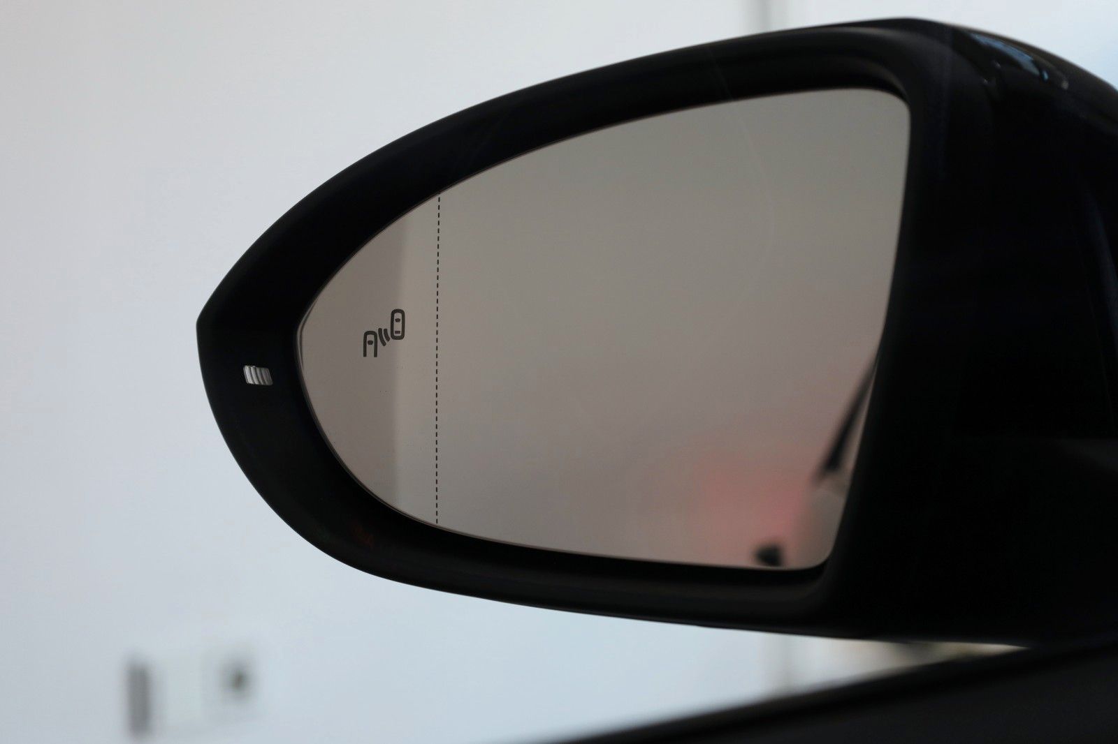 Fahrzeugabbildung Volkswagen Golf VII Lim. IQ.DRIVE Navi,LED,ACC,SH,PDC,SR+WR