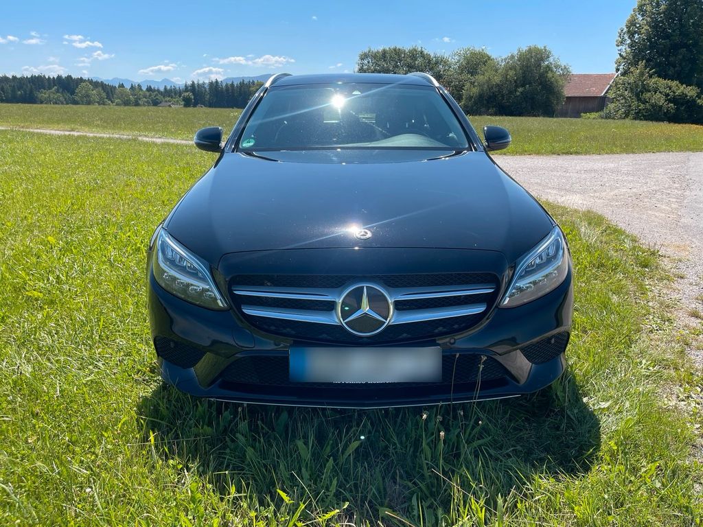 Image of Mercedes-Benz C 220