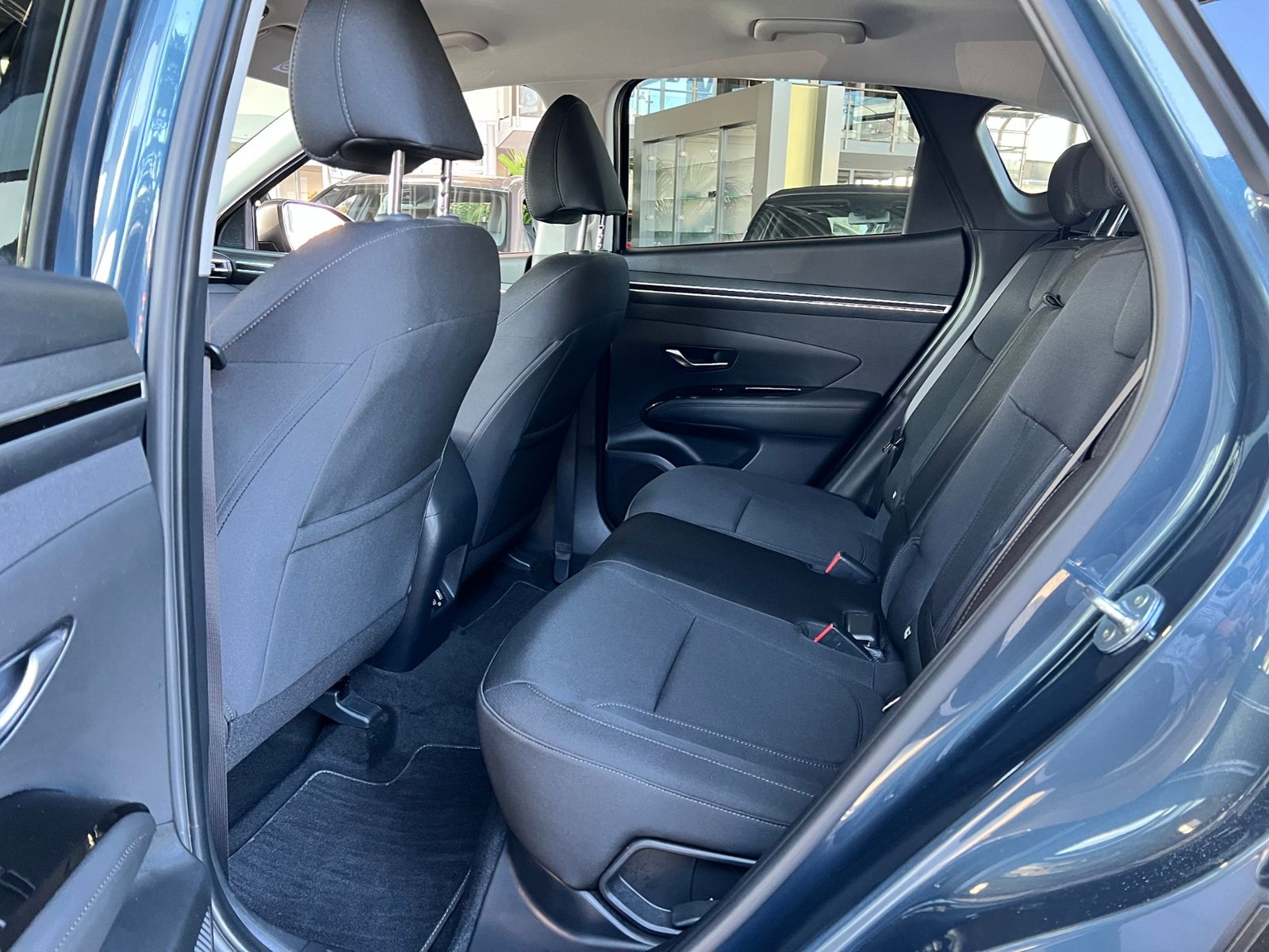 Fahrzeugabbildung Hyundai TUCSON Trend Mild-Hybrid 2WD AHK LED NAV SHZ RFK