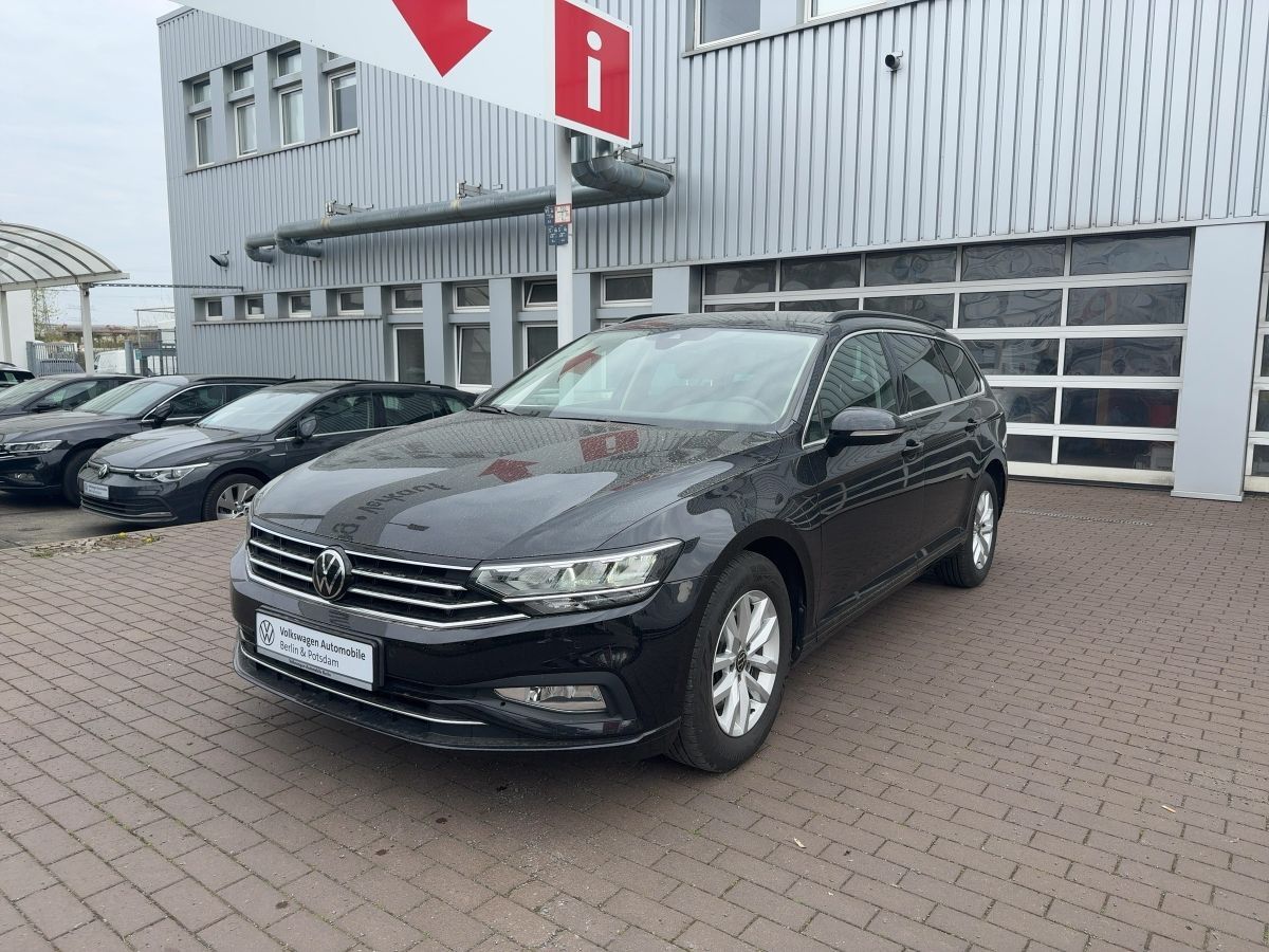 Volkswagen Passat Variant - Bild 2