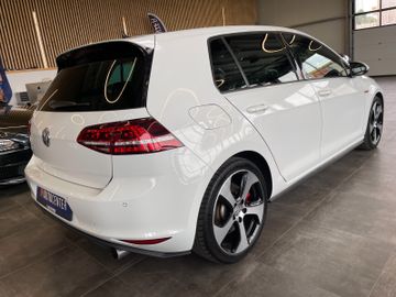 Volkswagen Golf VII Lim. GTI Performance BMT *ACC*BI-XENON*