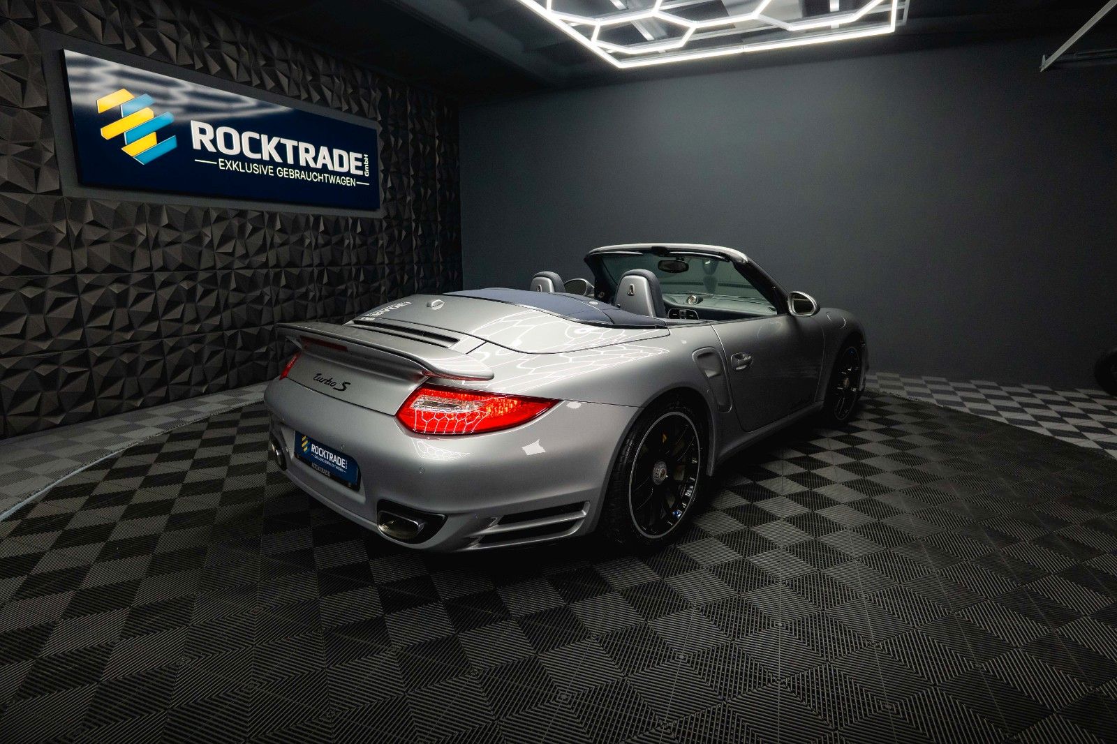 Fahrzeugabbildung Porsche 997.2 911 Turbo S Cabrio PDK*Keramik*Unfallfrei*